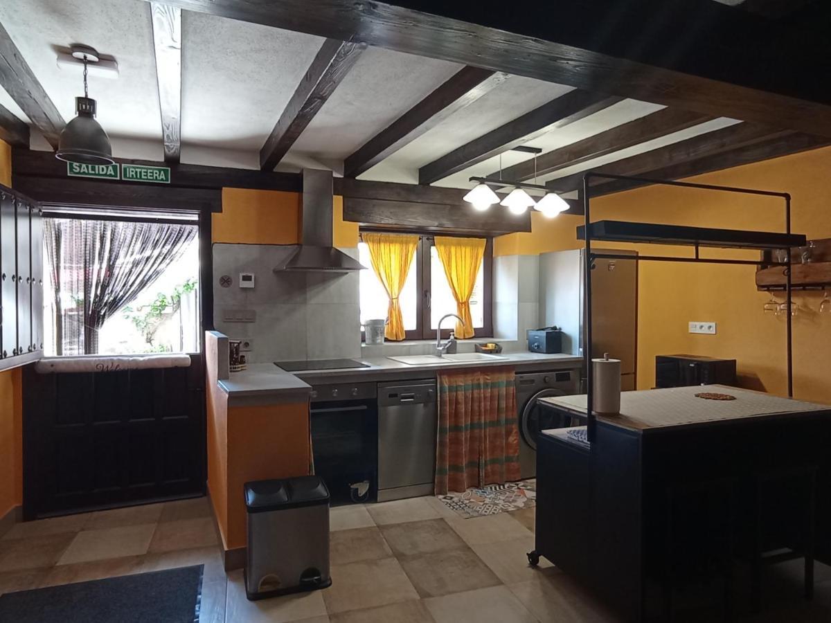 Apartament Inma Enea Armananzas Zewnętrze zdjęcie